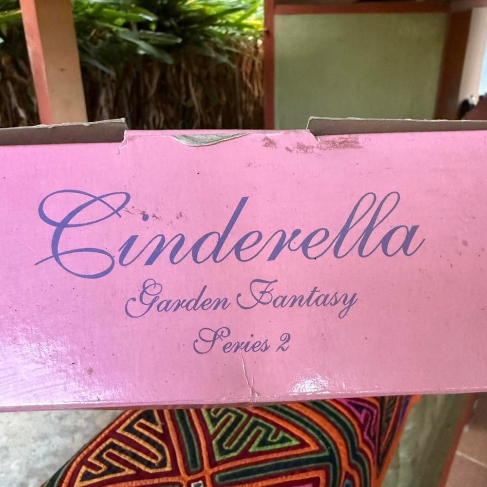 Cinderella Garden Fantasy Series 2 11.5" Fashion Doll JAKKS Pacific 90s‎ - Picture 3 of 8